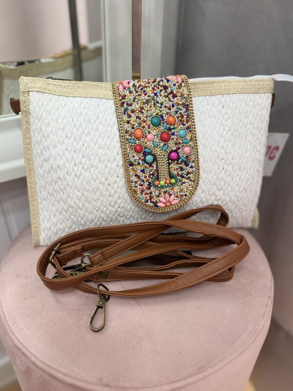 Bolso Sobre rafia+pedrería - Imagen 4