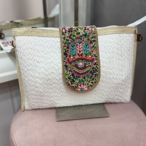 Bolso Sobre rafia+pedrería