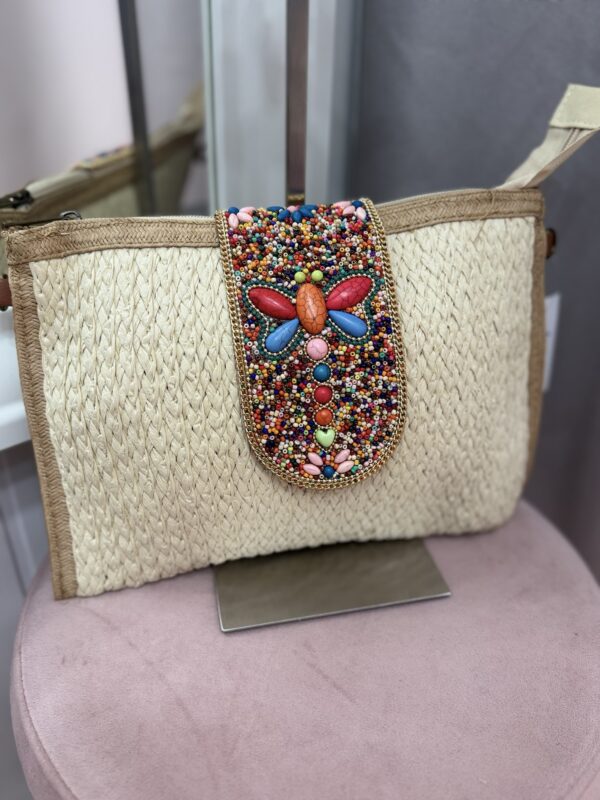 Bolso Sobre rafia+pedrería - Imagen 3